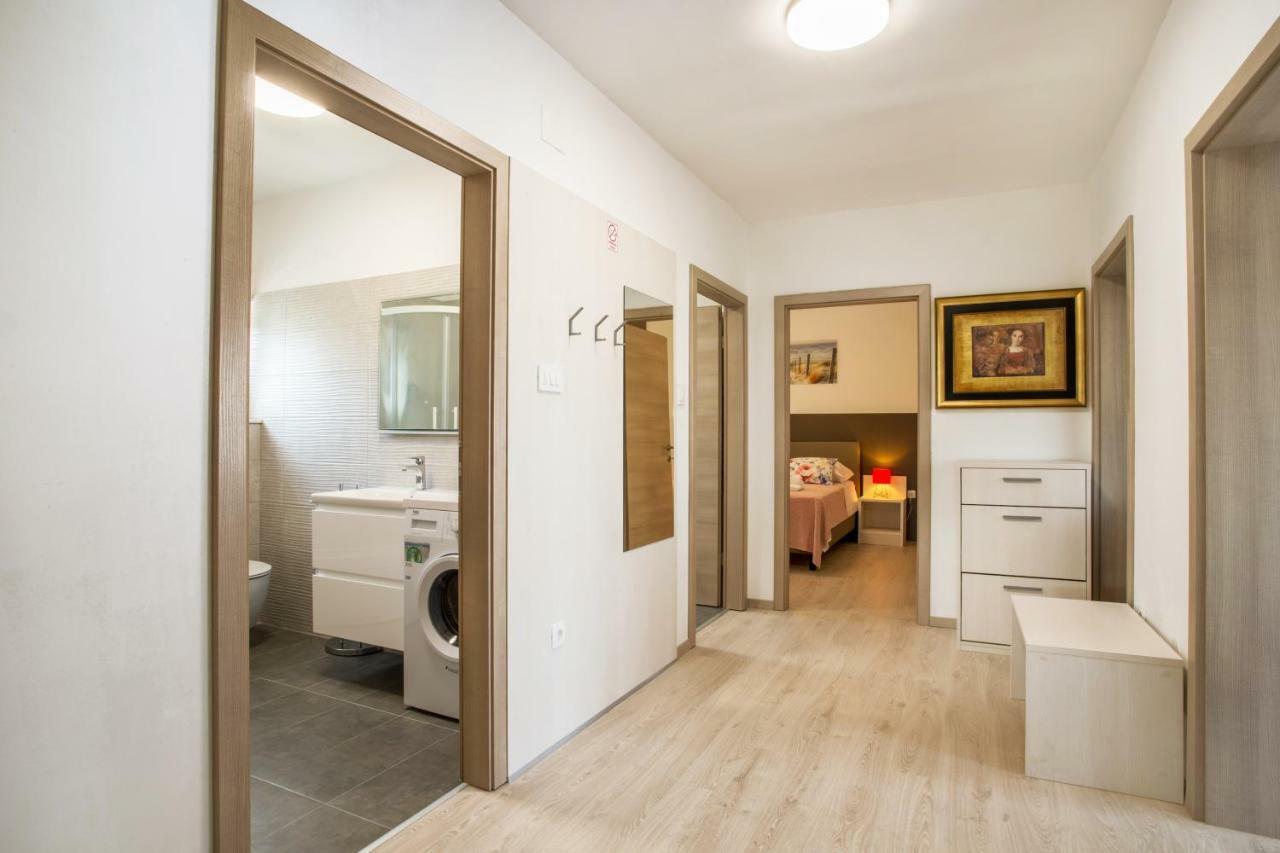 Ac Apartment With 2 Bedrooms And 2 Bathrooms-Free Private Parking Split Buitenkant foto